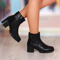 Ghete Dama Negre Captusite  Cod: 475p